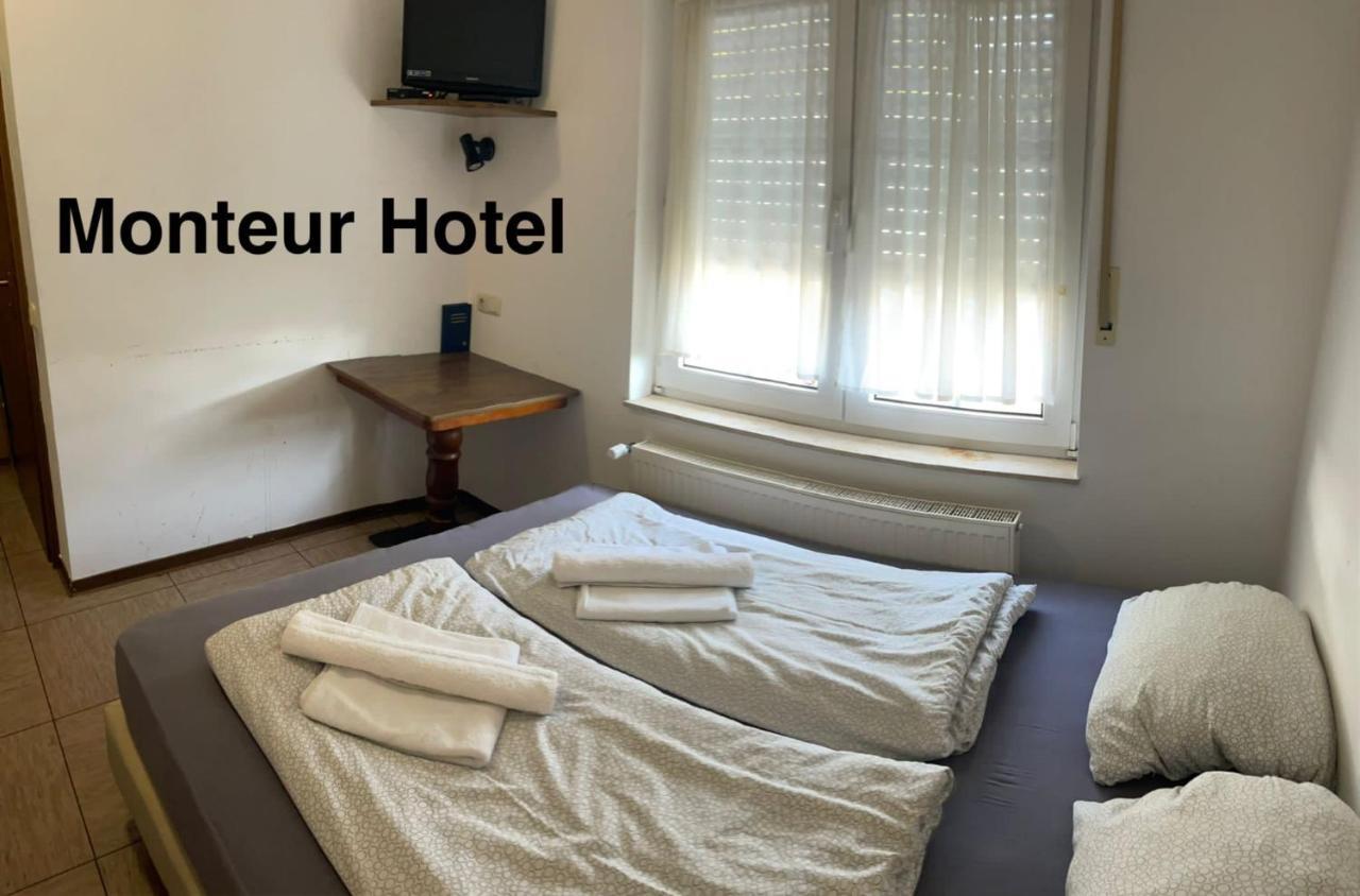 Monteur Hotel Lindlar Zewnętrze zdjęcie